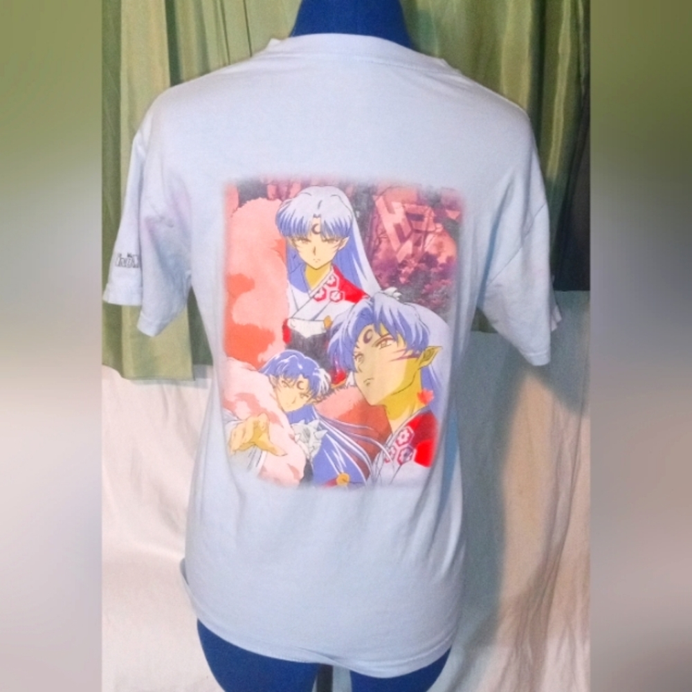 Graphic tee